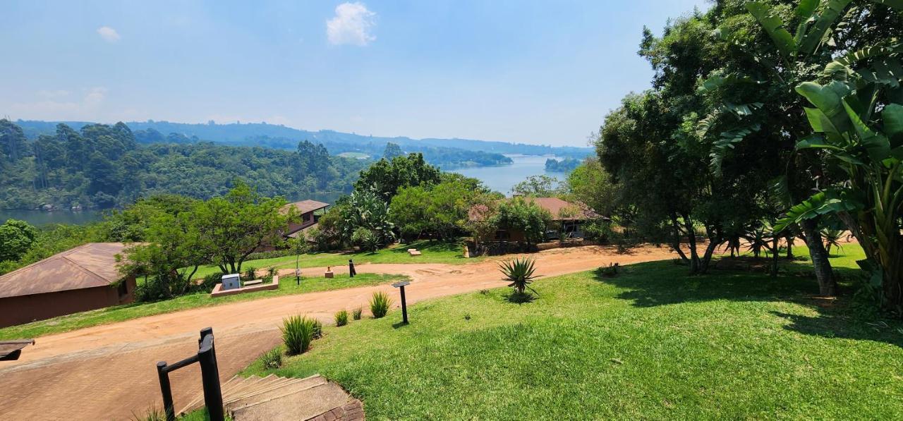Da Gama Lake Cottages - Coral Tree And Cormorant Cottages White River Ngoại thất bức ảnh